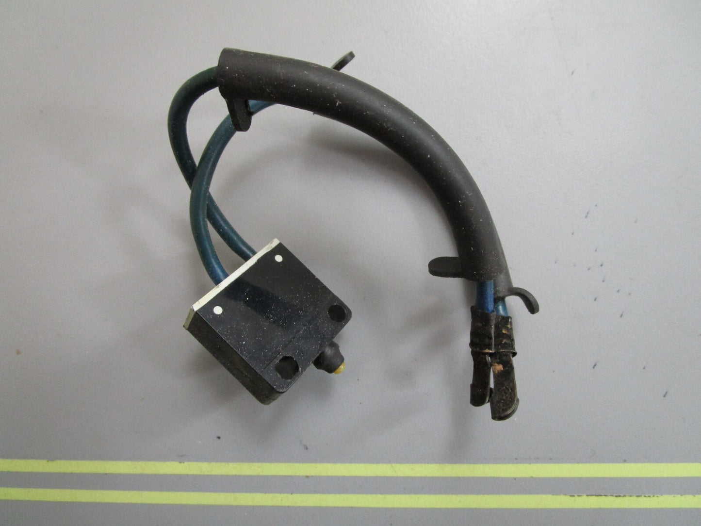 *NEW OEM* 0820 OMC Johnson Evinrude Switch Assy 982503 0982503