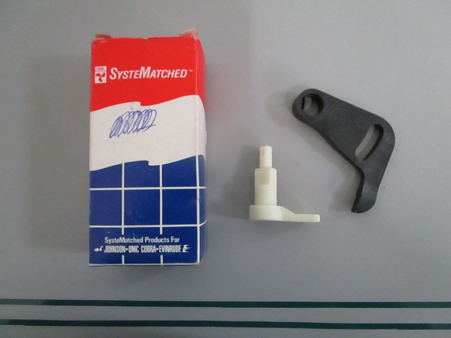 NEW OEM 398682 0398682 OMC Johnson Evinrude Cam & Lever Assy 0820