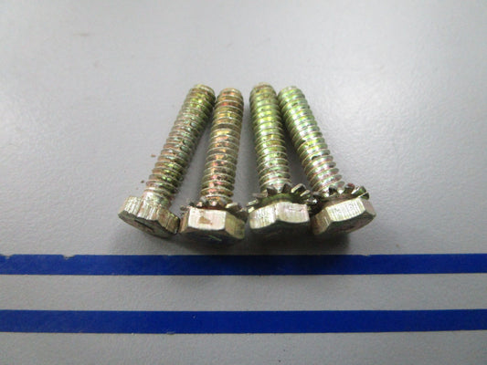 NEW OEM (LOT OF 4) 323547 0323547 OMC Johnson Evinrude Screw 0810