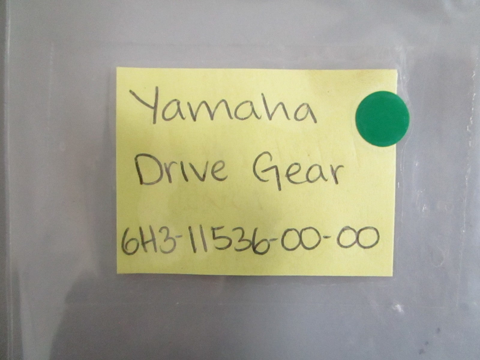 NEW OEM 6H3-11536-00-00 Yamaha Drive Gear 0820