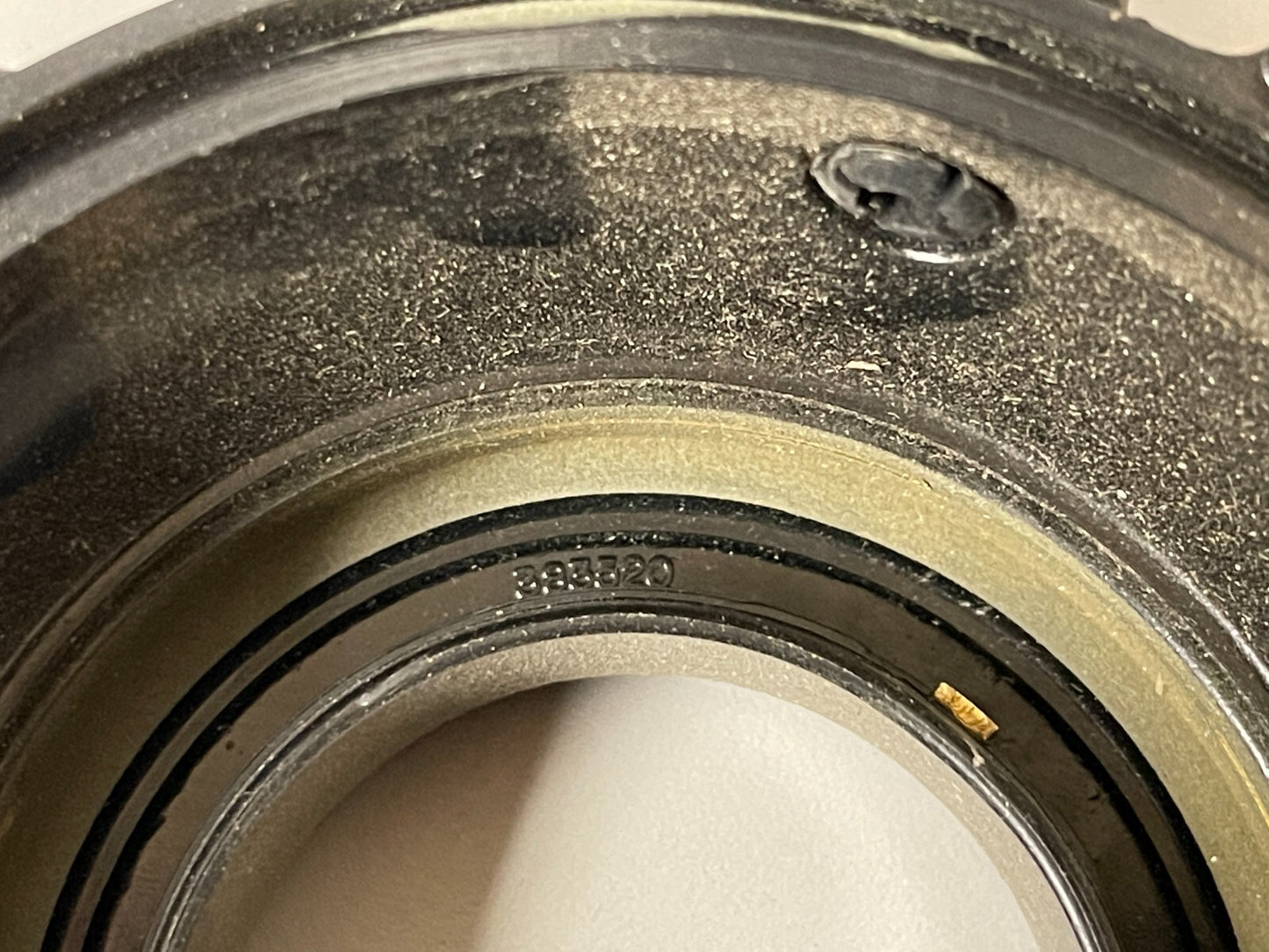 *NEW OEM* 0720 OMC Johnson Evinrude Distributor Cap 383520 383522