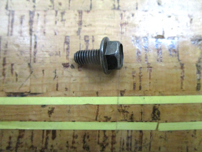 *NEW OEM* 0750 Volvo Penta FLANGE SCREW 967949