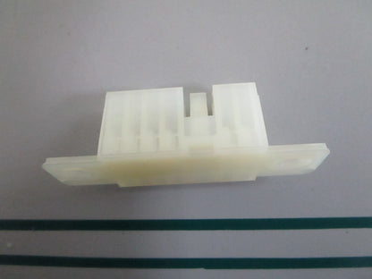 NEW OEM 3391885 Whirlpool Connector 0820