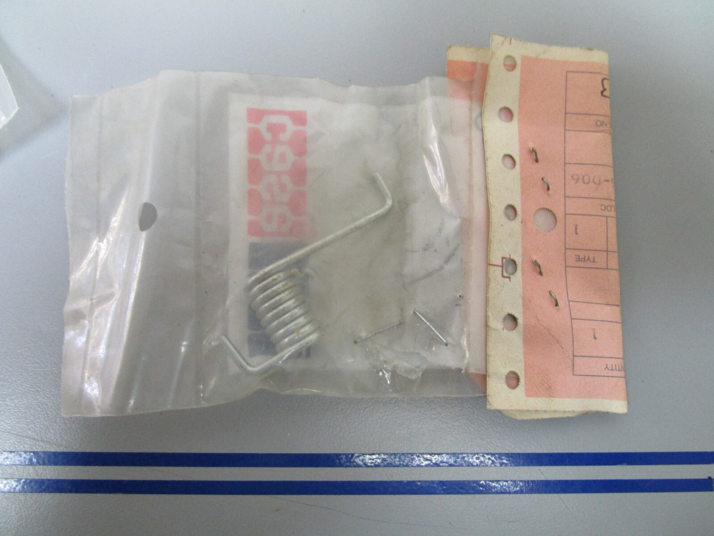 *NEW OEM* 0810 Case IH Spring F43968
