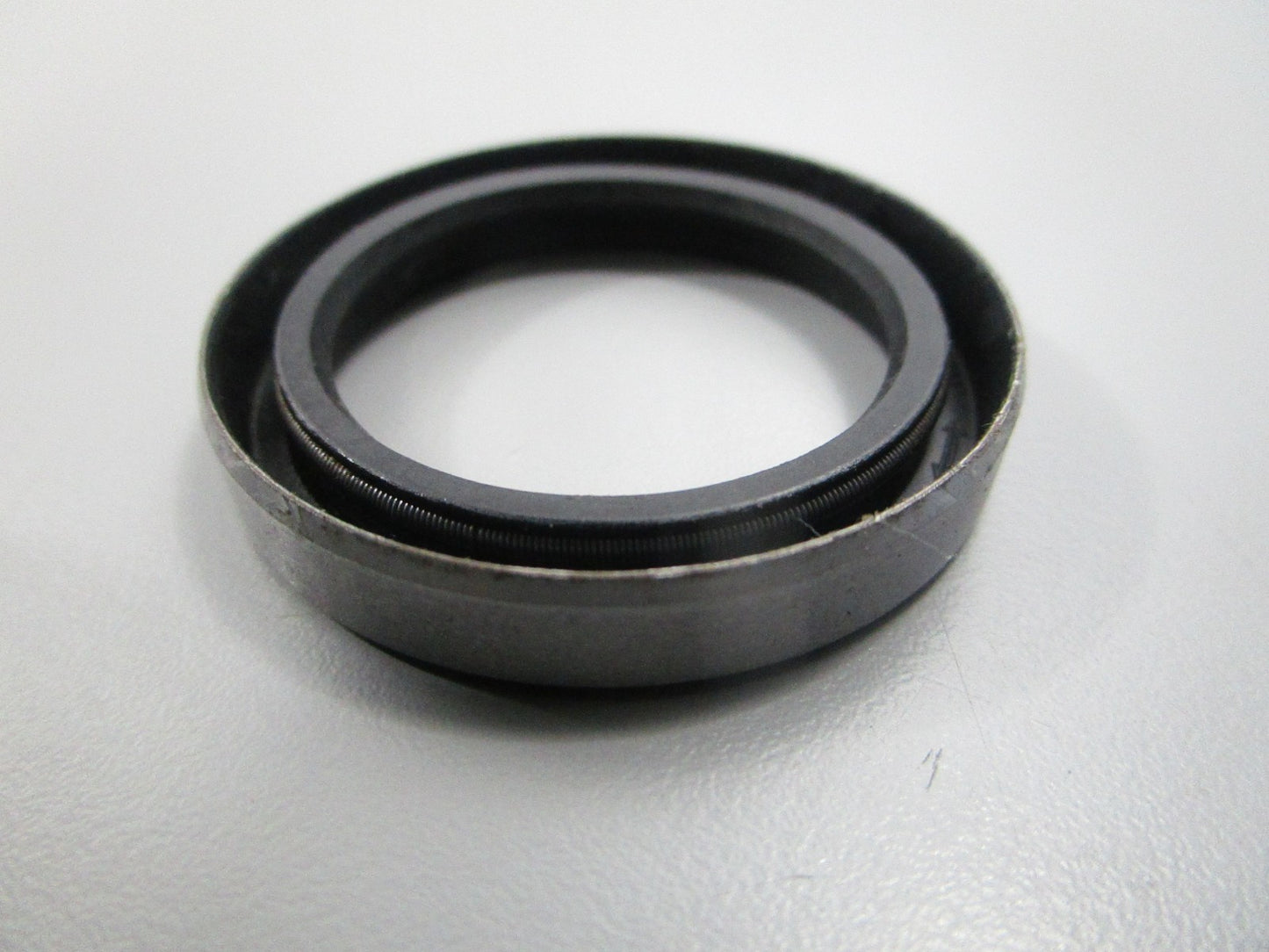NEW OEM 35319 Tecumseh Oil Seal 0810