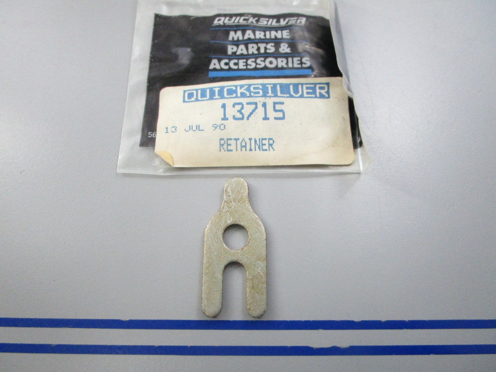 NEW OEM 13715 Mercury Quicksilver Retainer 0810
