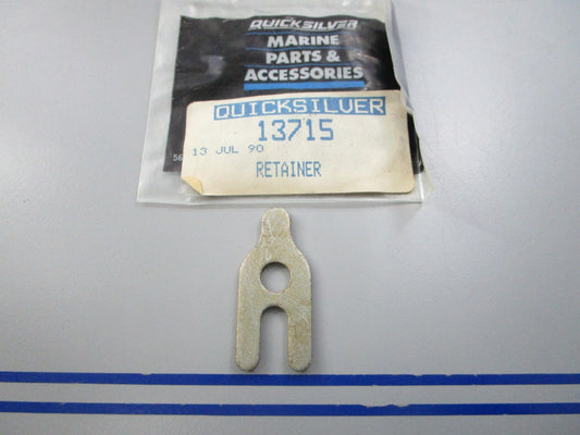 NEW OEM 13715 Mercury Quicksilver Retainer 0810