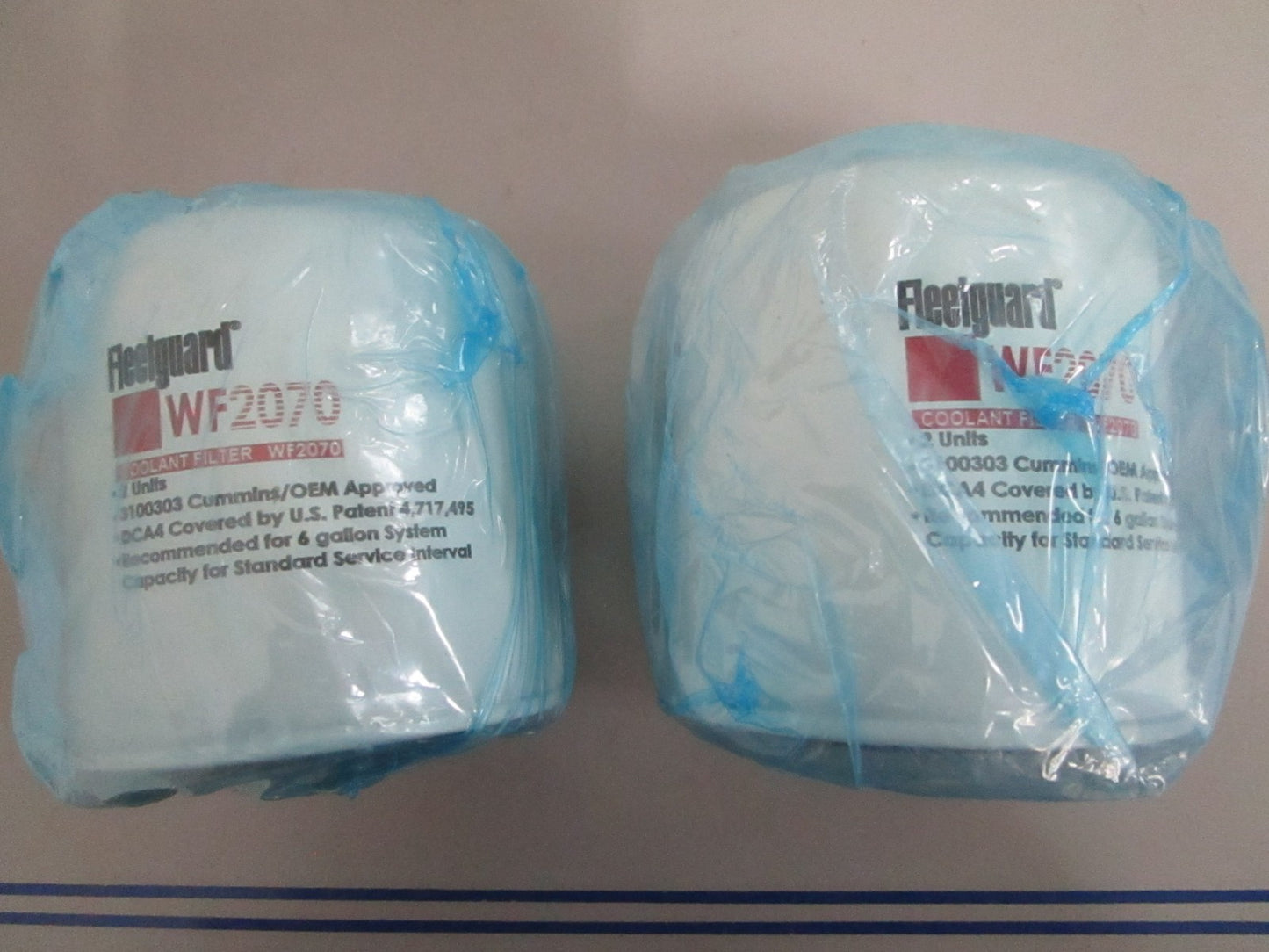 *NEW OEM* (LOT OF 2) 0820 Fleetguard Coolant Filter WF2070