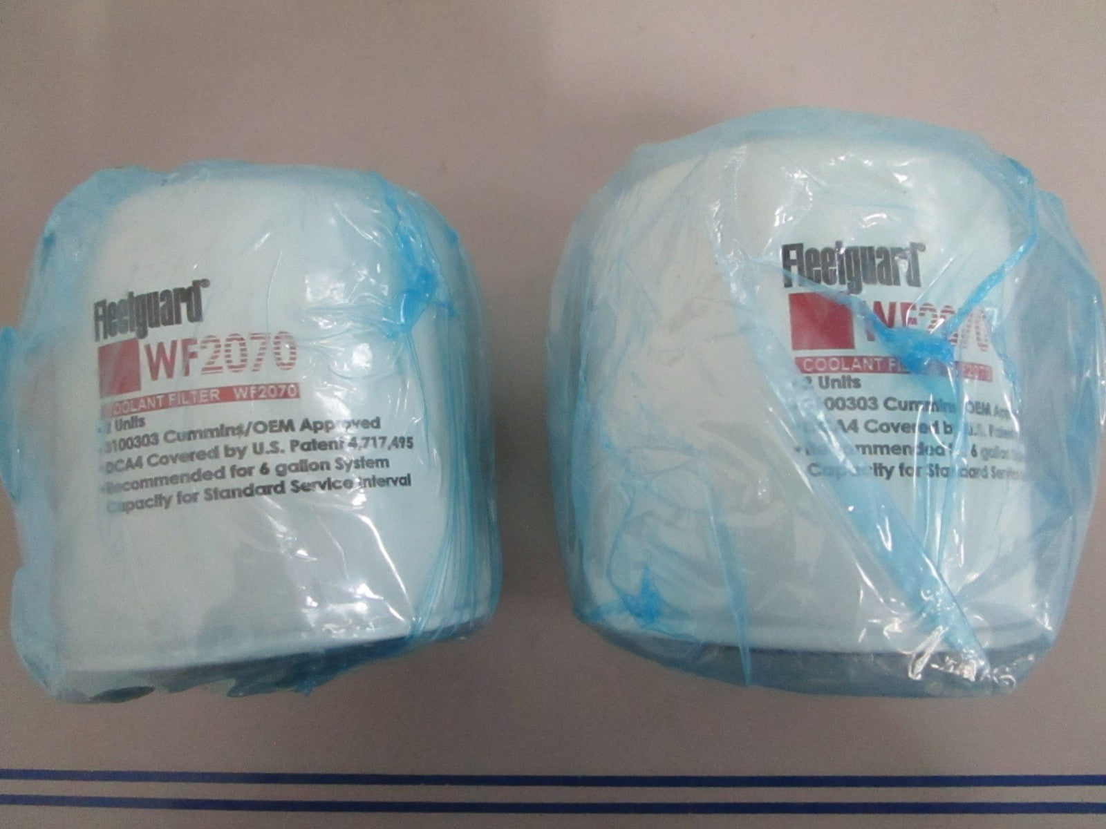 *NEW OEM* (LOT OF 2) 0820 Fleetguard Coolant Filter WF2070