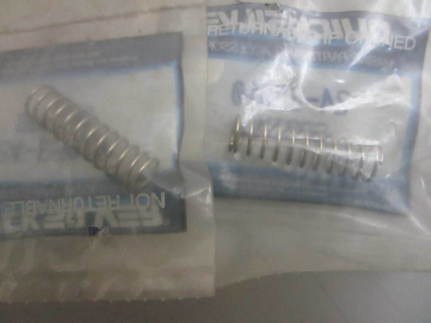 *NEW OEM* (LOT OF 2) 0810 Mercury Quicksilver Spring 24-85010
