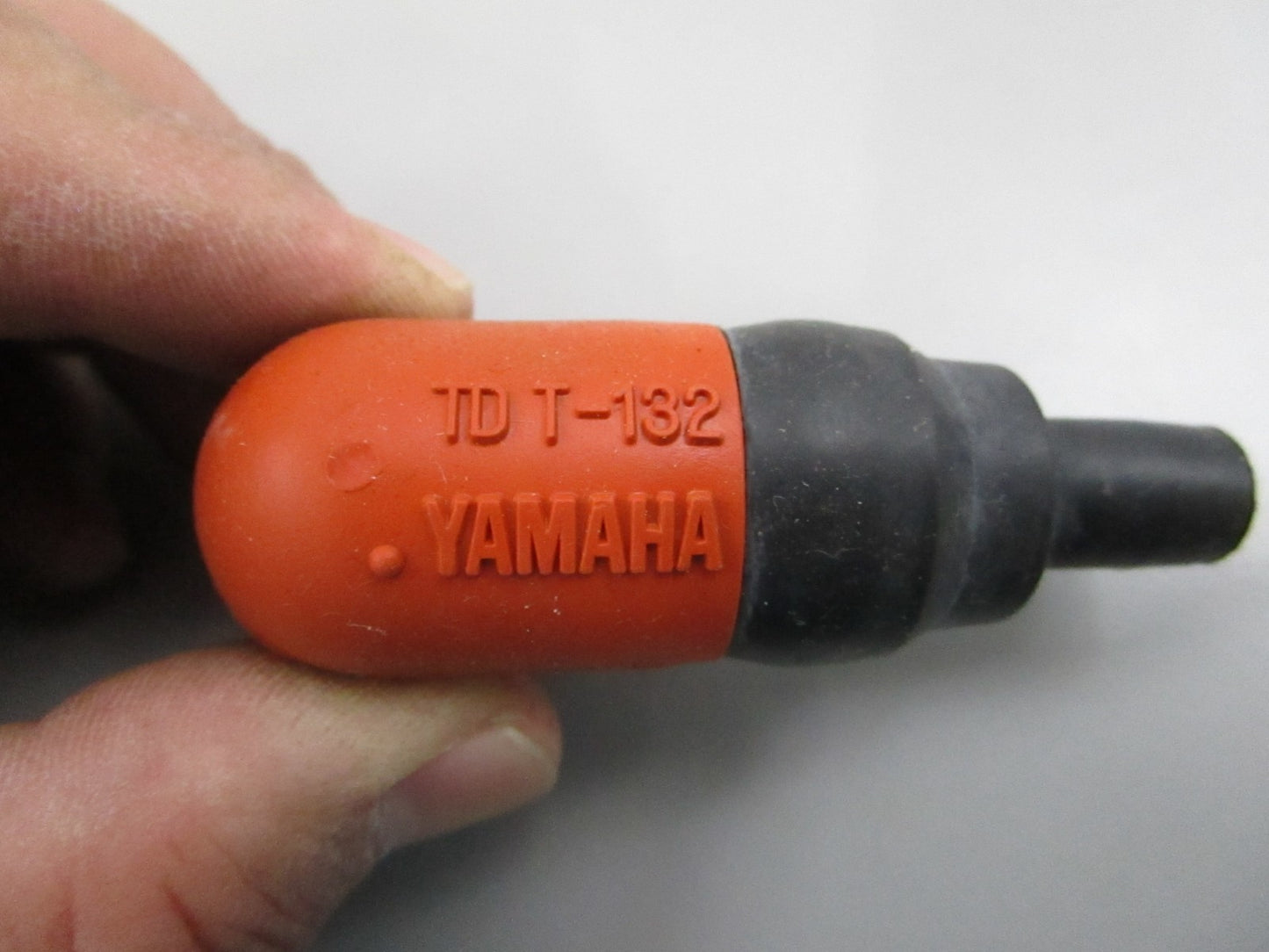NEW OEM 6E3-82370-21-00 Yamaha Spark Plug Cap 0810