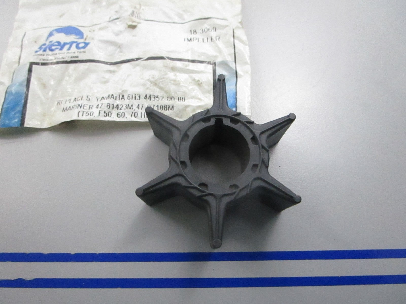 NEW 18-3069 Replaces: Yamaha 6H3-44352-00-00 Sierra Impeller 0810