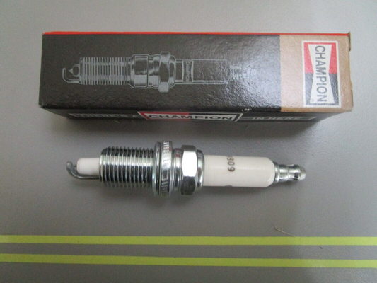 *NEW* 0810 Champion Spark Plug QC8WEP