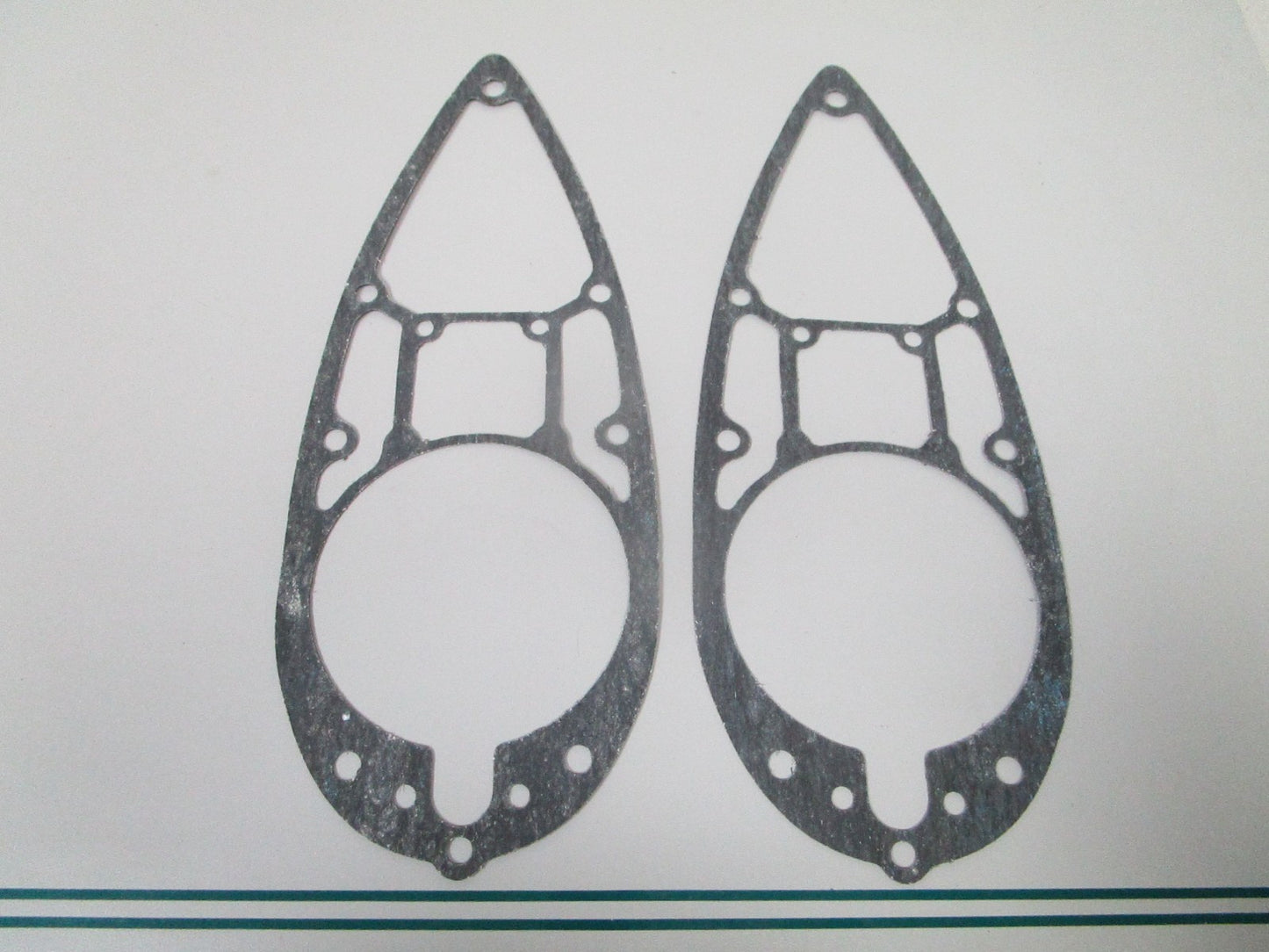 NEW OEM (LOT OF 2) 312751 0312751 OMC Johnson Evinrude Gearcase Ext. Gasket 0810