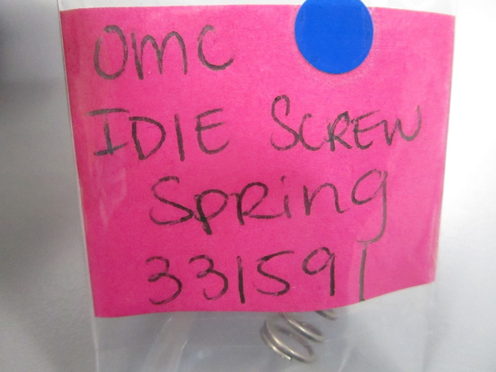 *NEW OEM* 0810 OMC Johnson Evinrude Idle Screw Spring 331591 0331591