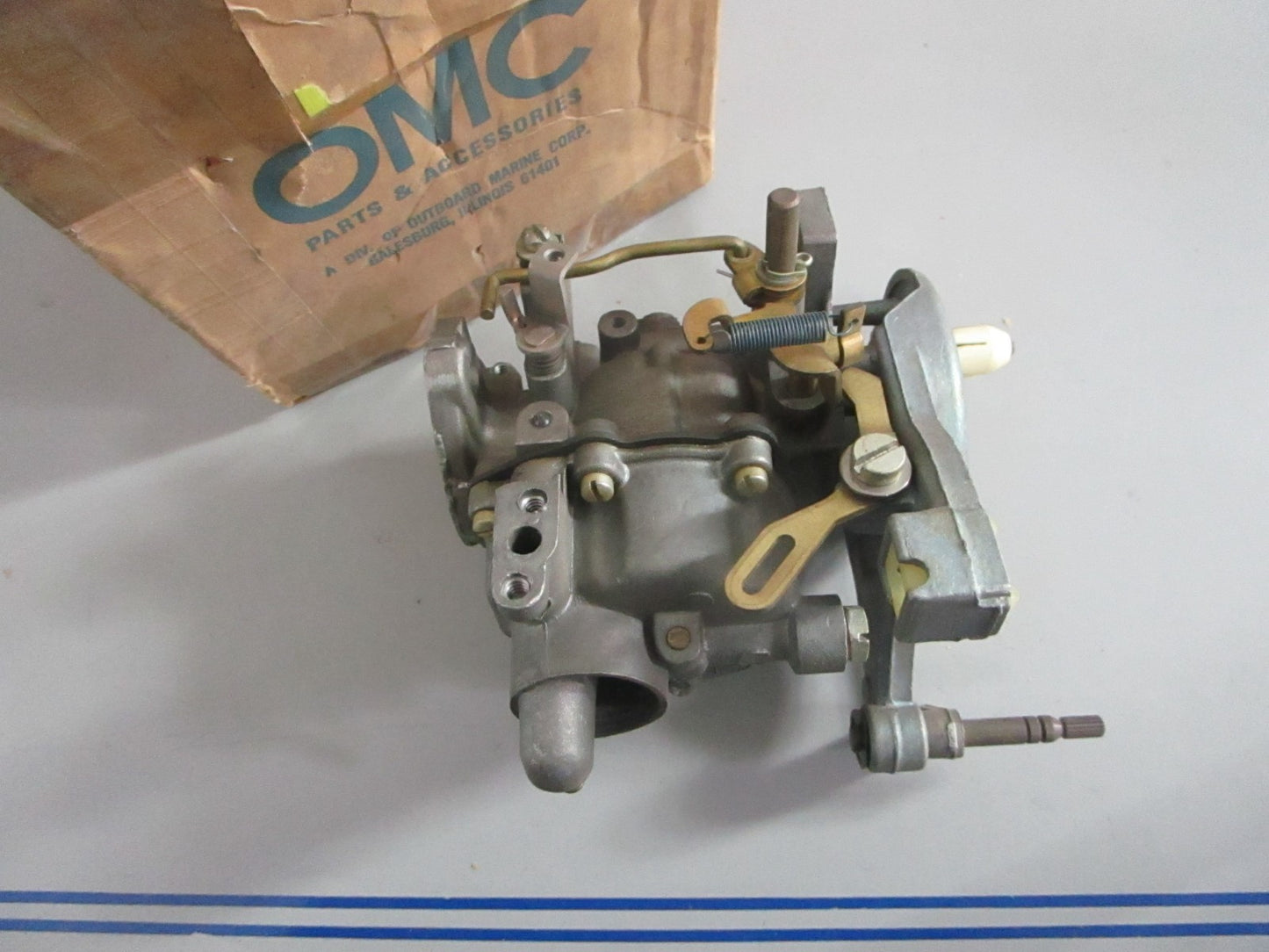 NEW OEM 278833 0278833 OMC Johnson Evinrude Carburetor 0820