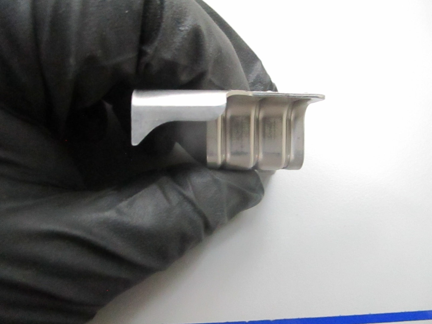 *NEW OEM* 0810 OMC Johnson Evinrude Timing Pointer 350927 0350927