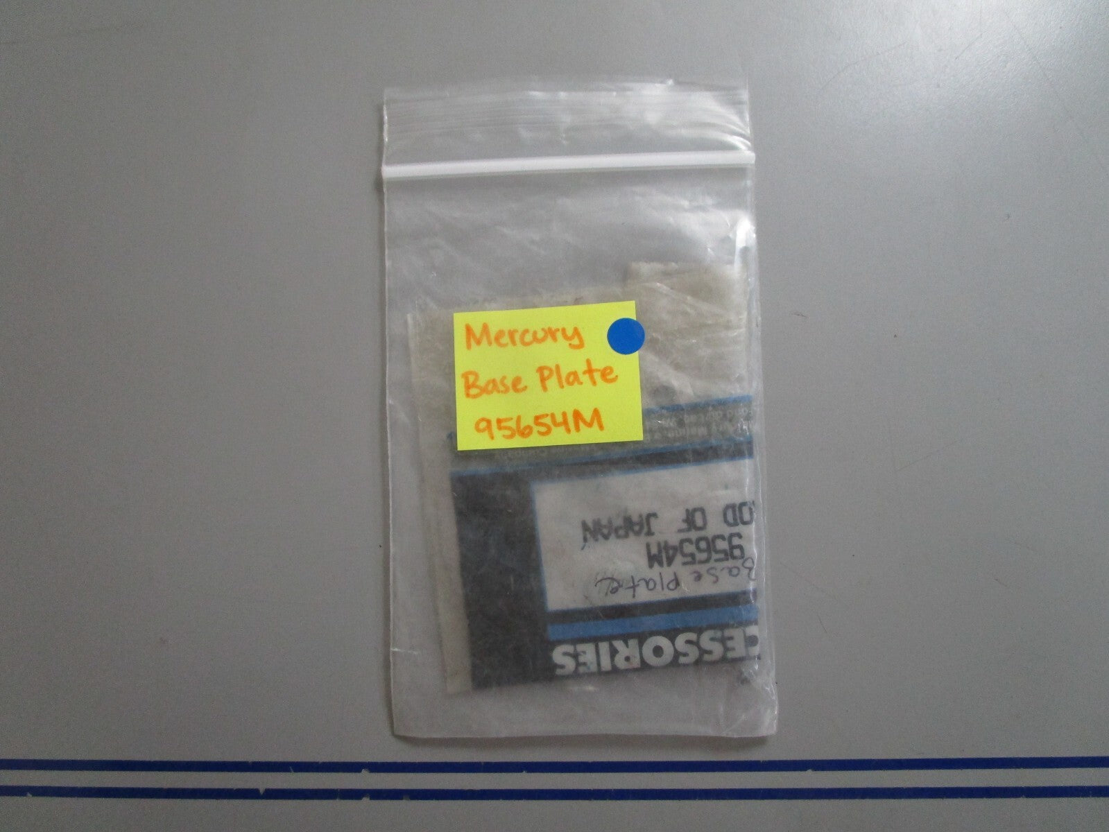 *NEW OEM* 0810 Mercury Quicksilver Base Plate 95654M