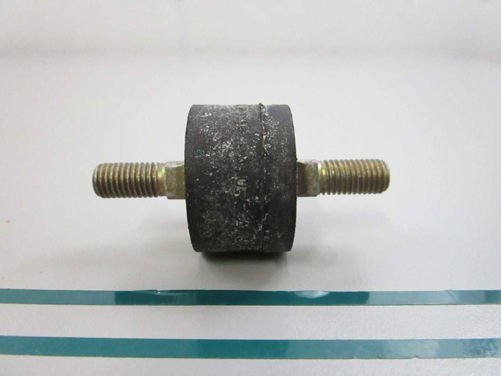 Mercury Quicksilver NEW OEM Mount 39146 Outboard Marine NOS Part 0810