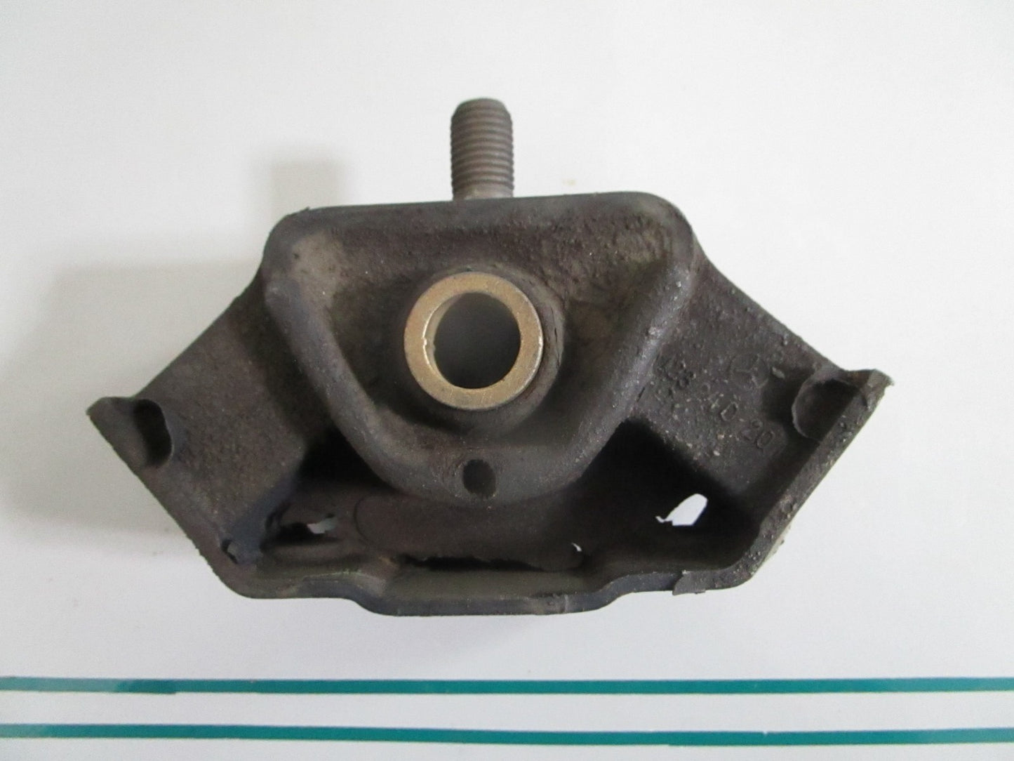 NEW OEM 123402018 Mercedes-Benz Transmission Mount 0820