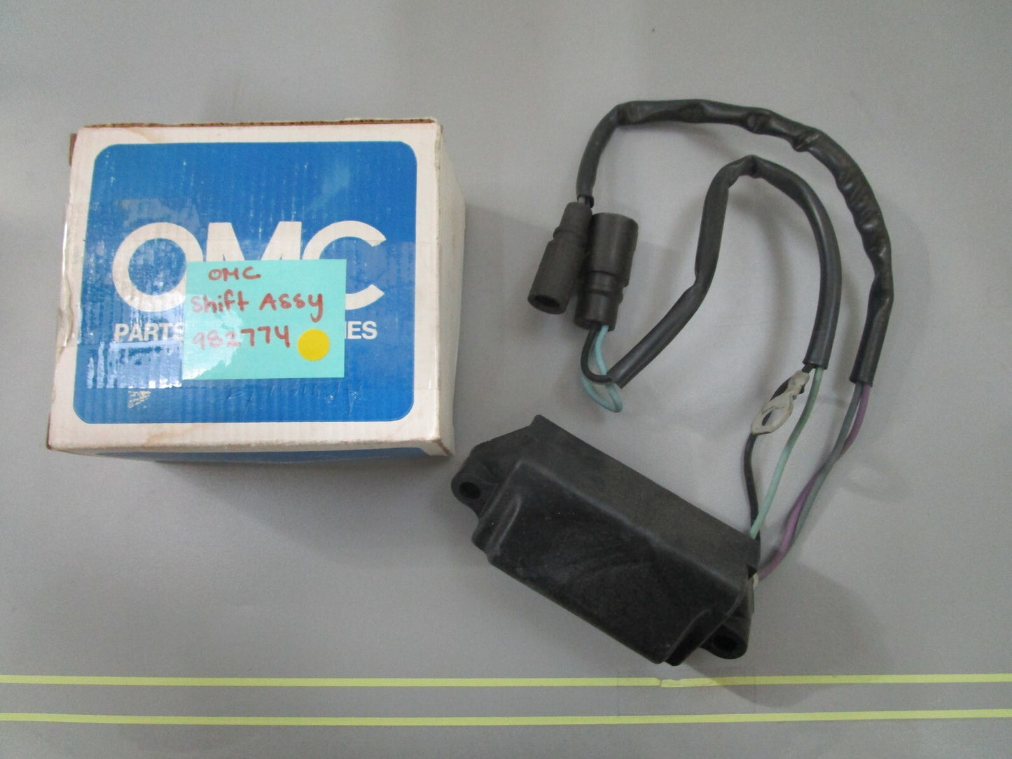 *NEW OEM* 0810 OMC Johnson Evinrude Shift Assembly 982774 0982774