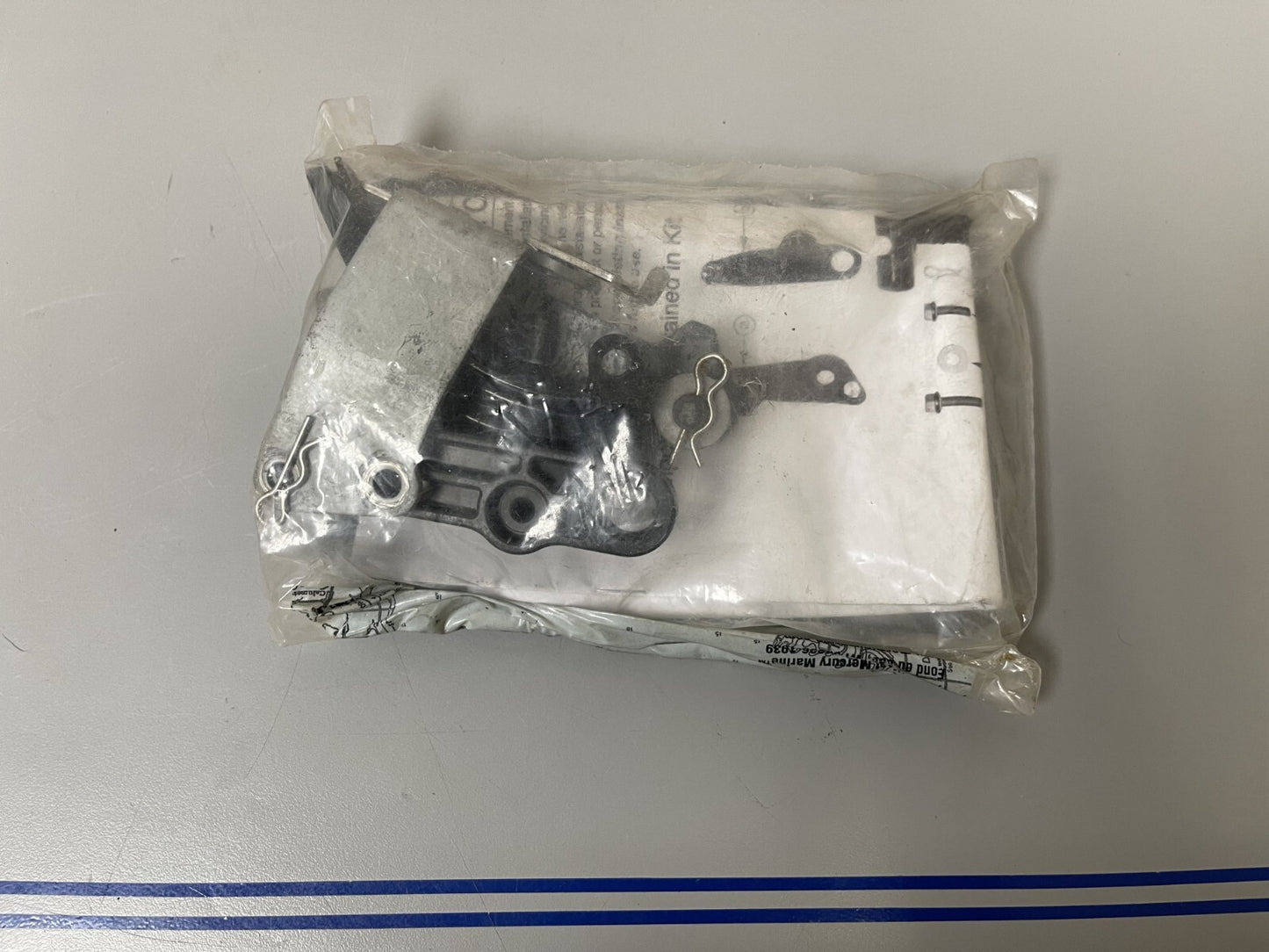 *NEW OEM* 0670 Mercury Quicksilver Connector Kit 898289A21