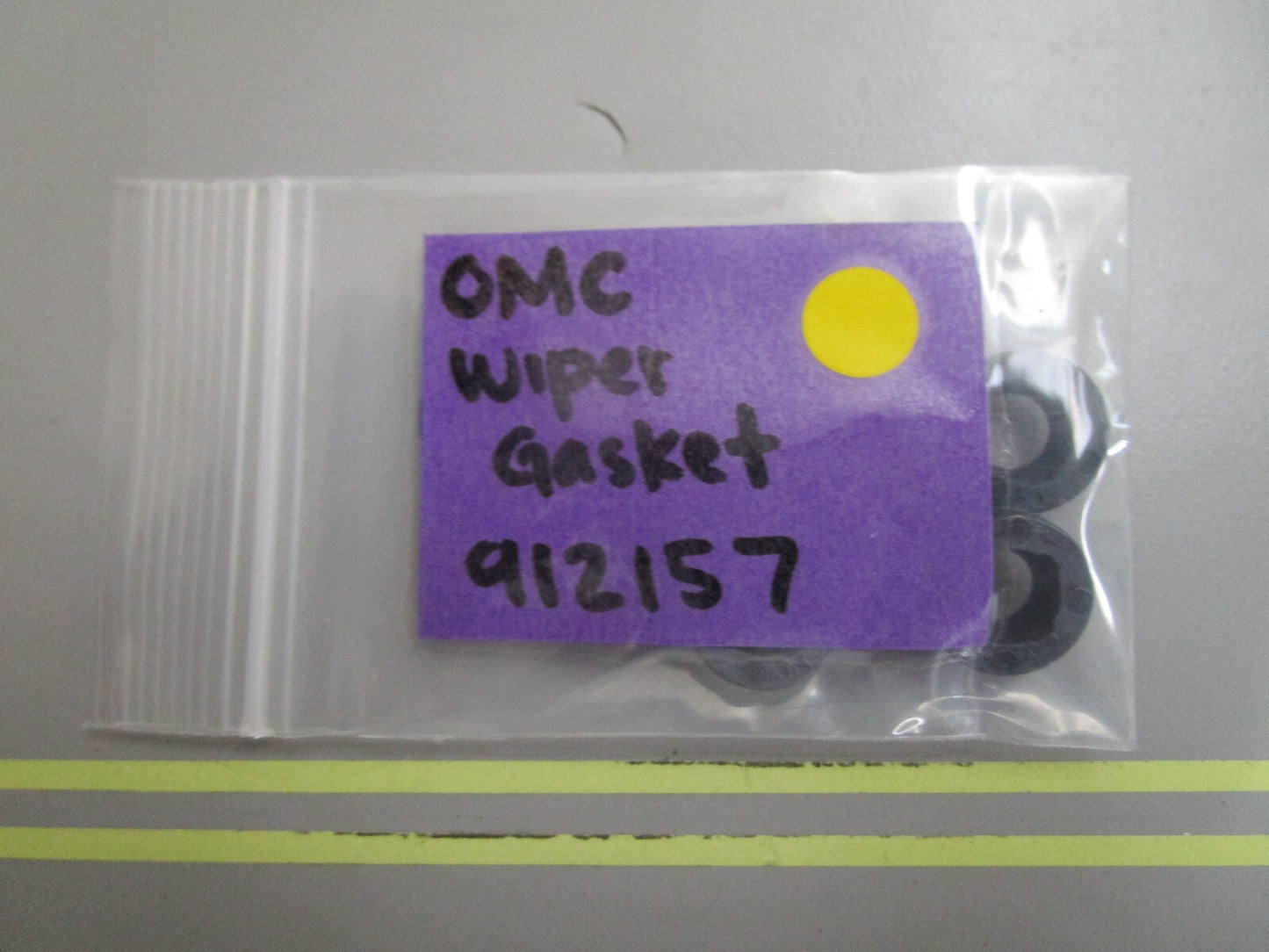 *NEW OEM* 0810 OMC Johnson Evinrude Wiper Gasket 912157 0912157