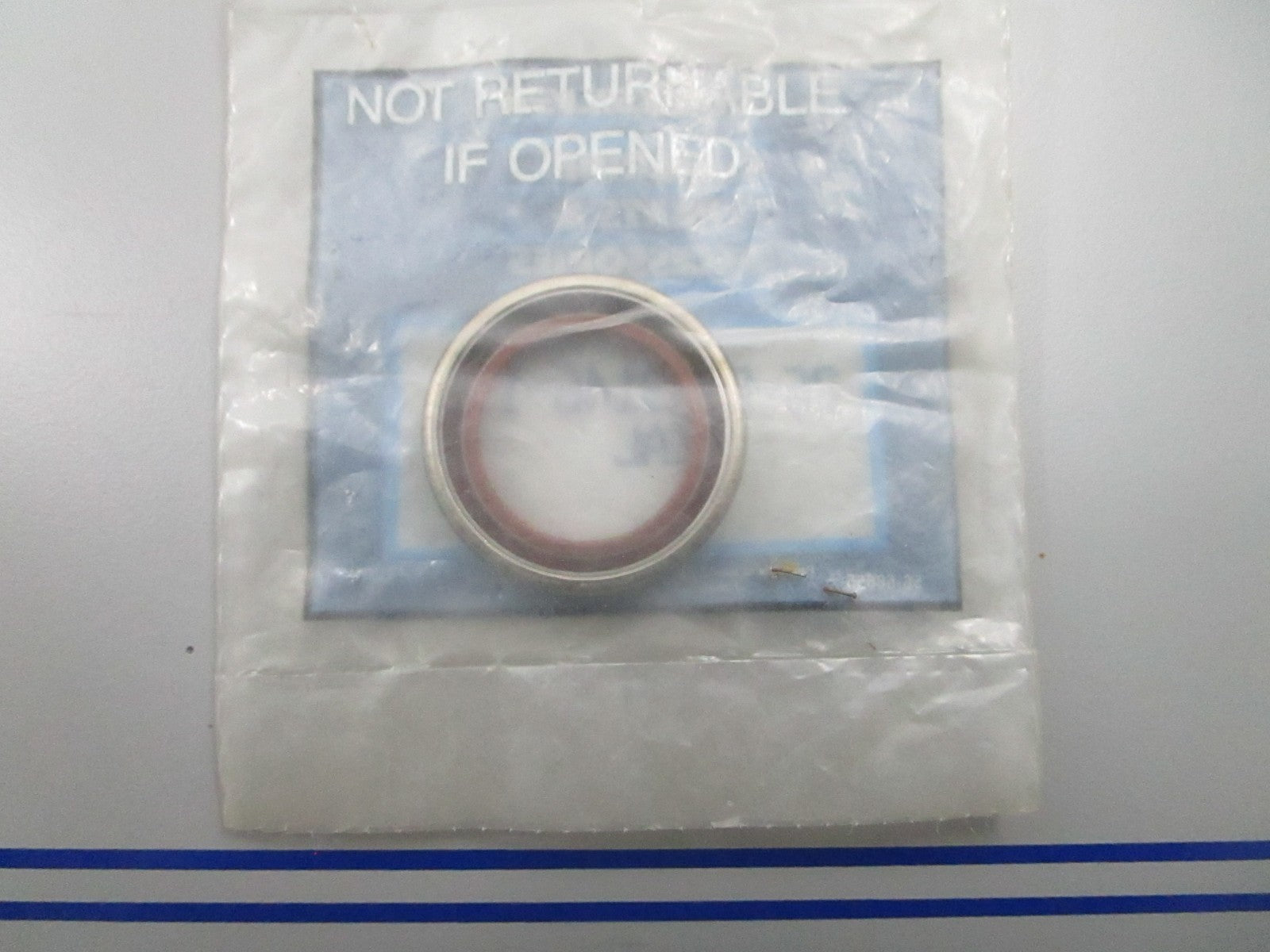 *NEW OEM* 0810 Mercury Quicksilver Seal 26-F523146-1