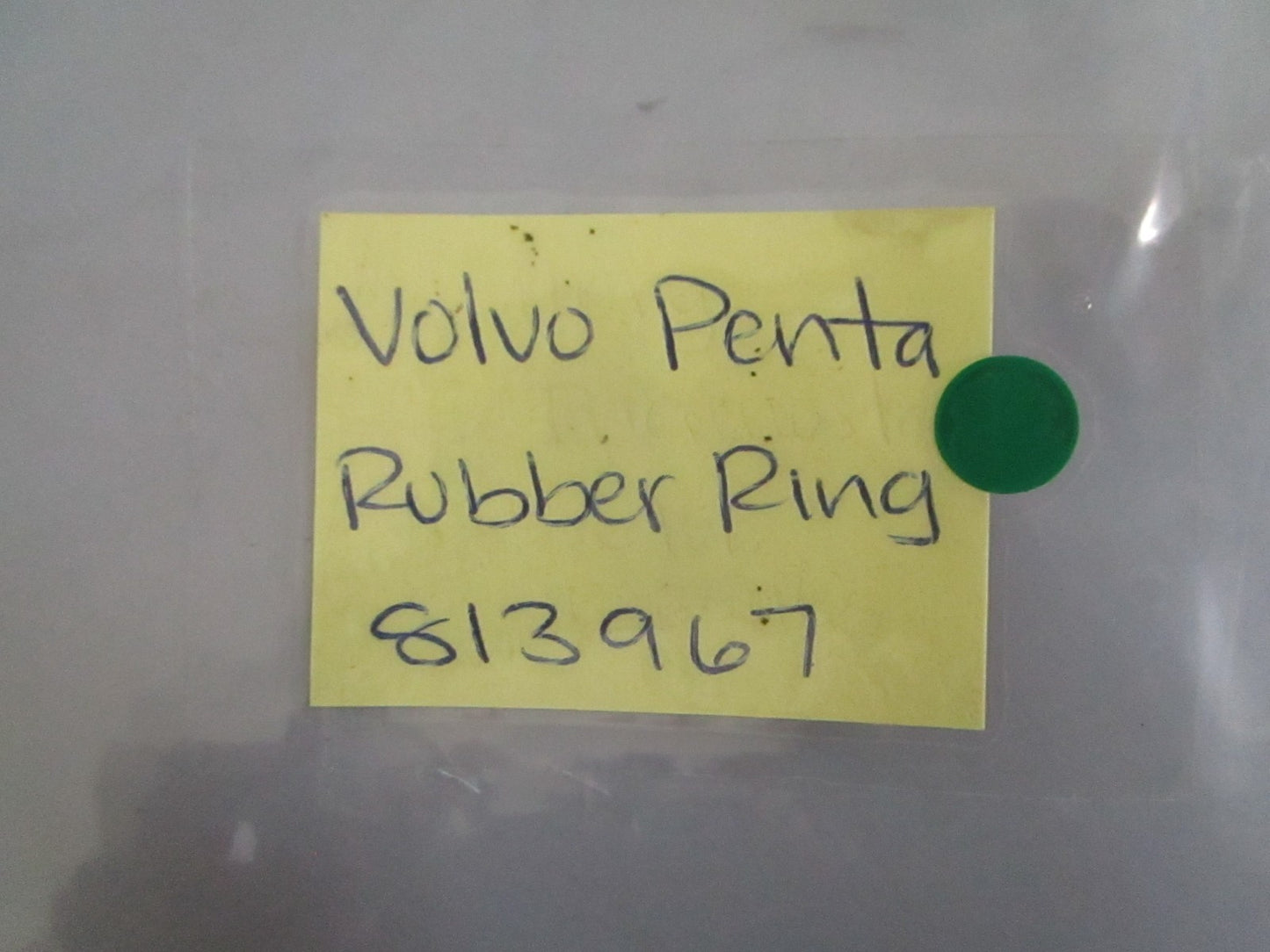 NEW OEM 813967 Volvo Penta Rubber Ring 0820