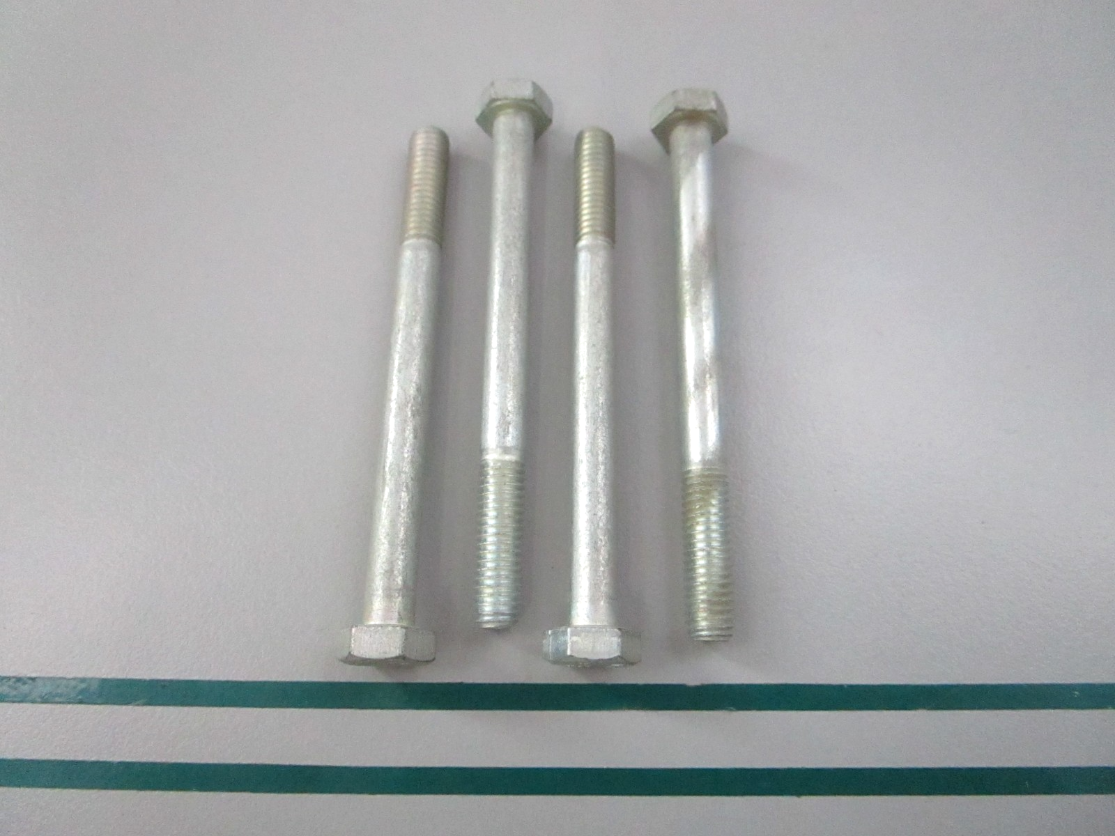 NEW OEM (LOT OF 4) 955282 Volvo Penta Screw 0810