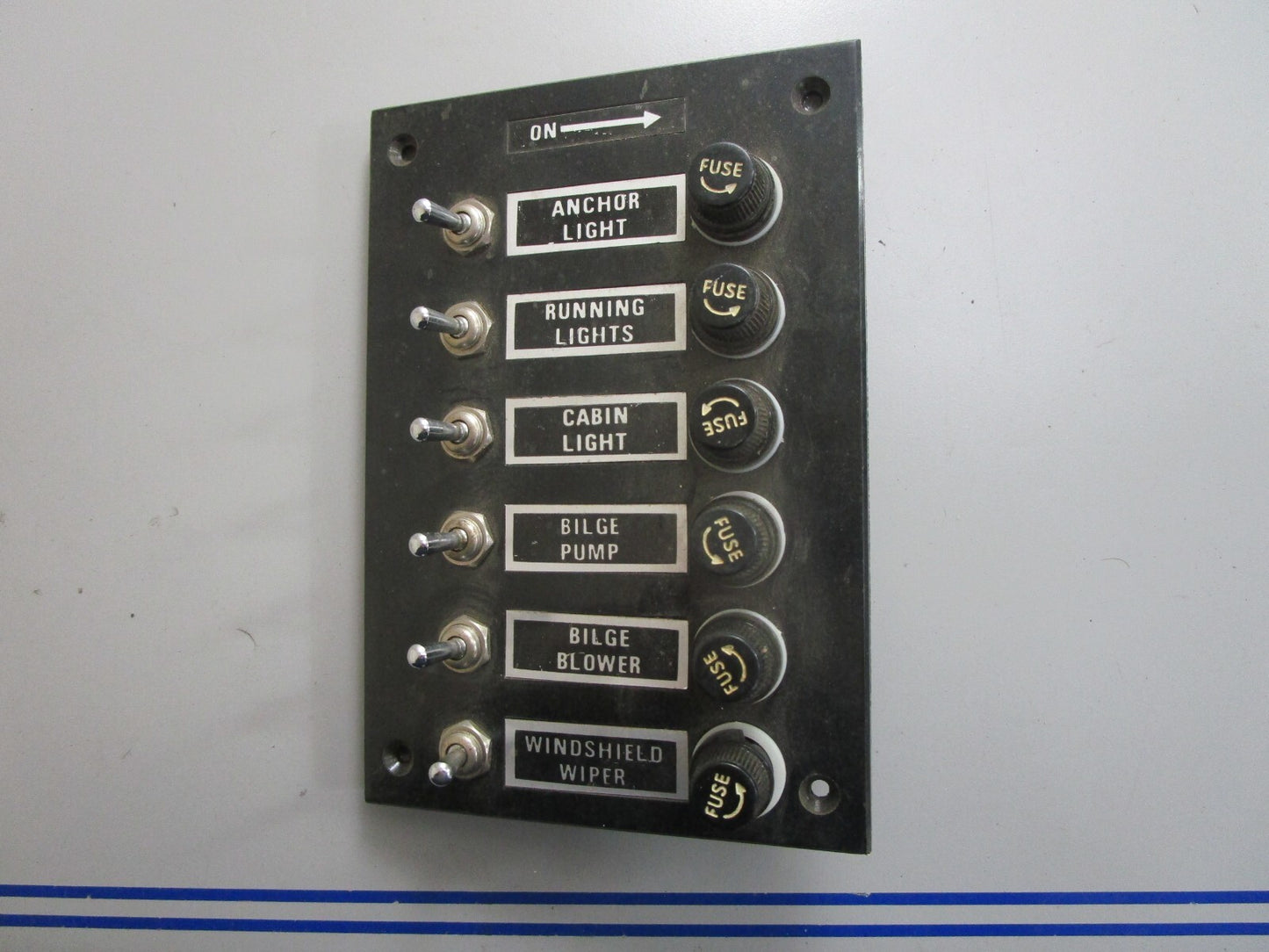*NEW* 0820 Marine Boat 6 Gang Bakelite Plate Switch Panel w/ Toggle