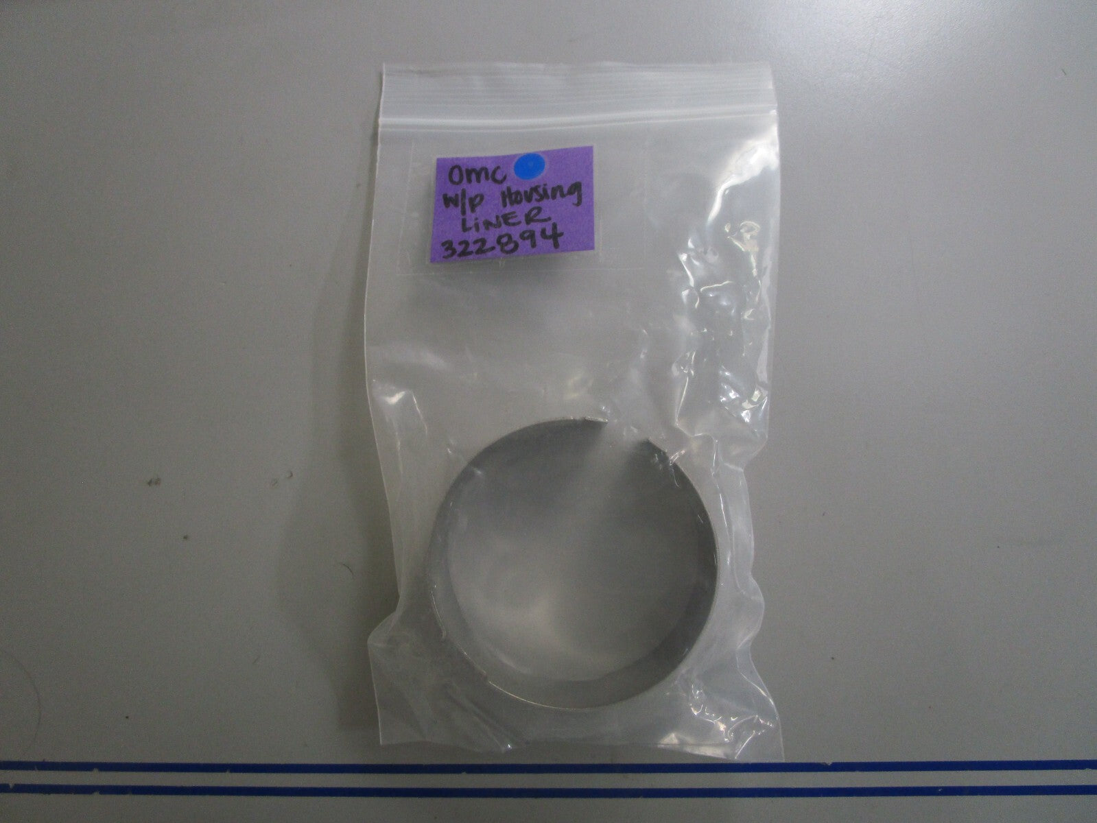 *NEW OEM* 0810 OMC Johnson Evinrude Water Pump Housing Liner 322894 0322894