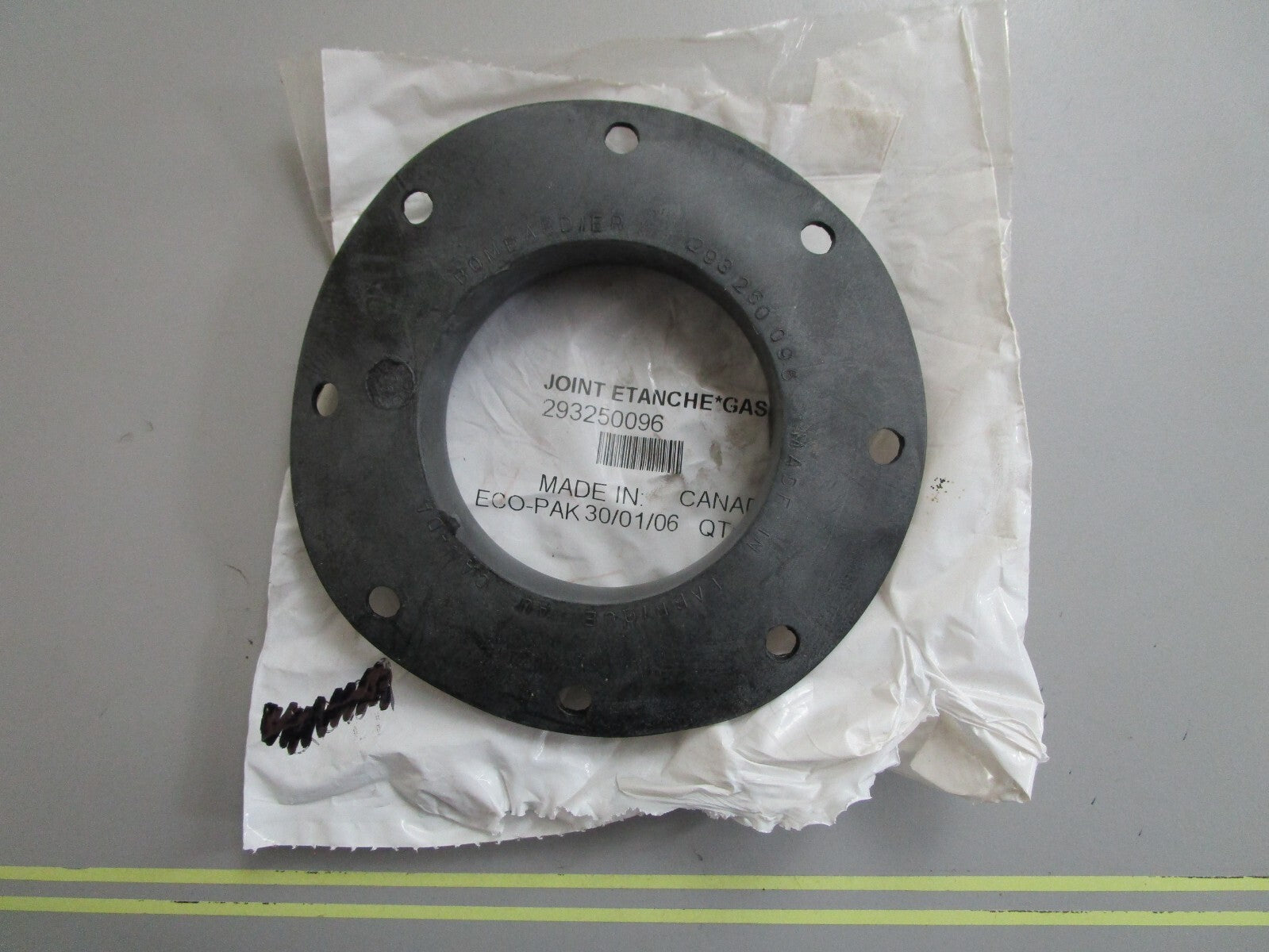 *NEW OEM* 0820 Sea Doo Bombardier Exhaust Gasket 293250096