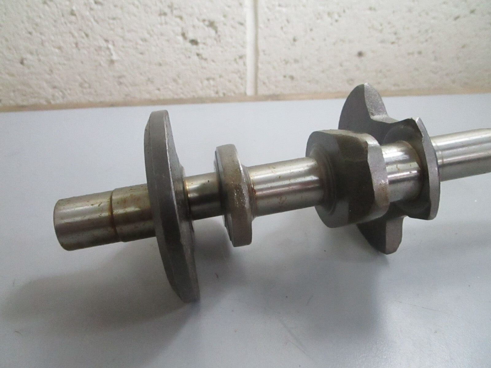 *NEW OEM* 0820 Mercury Quicksilver Crankshaft 421-5275