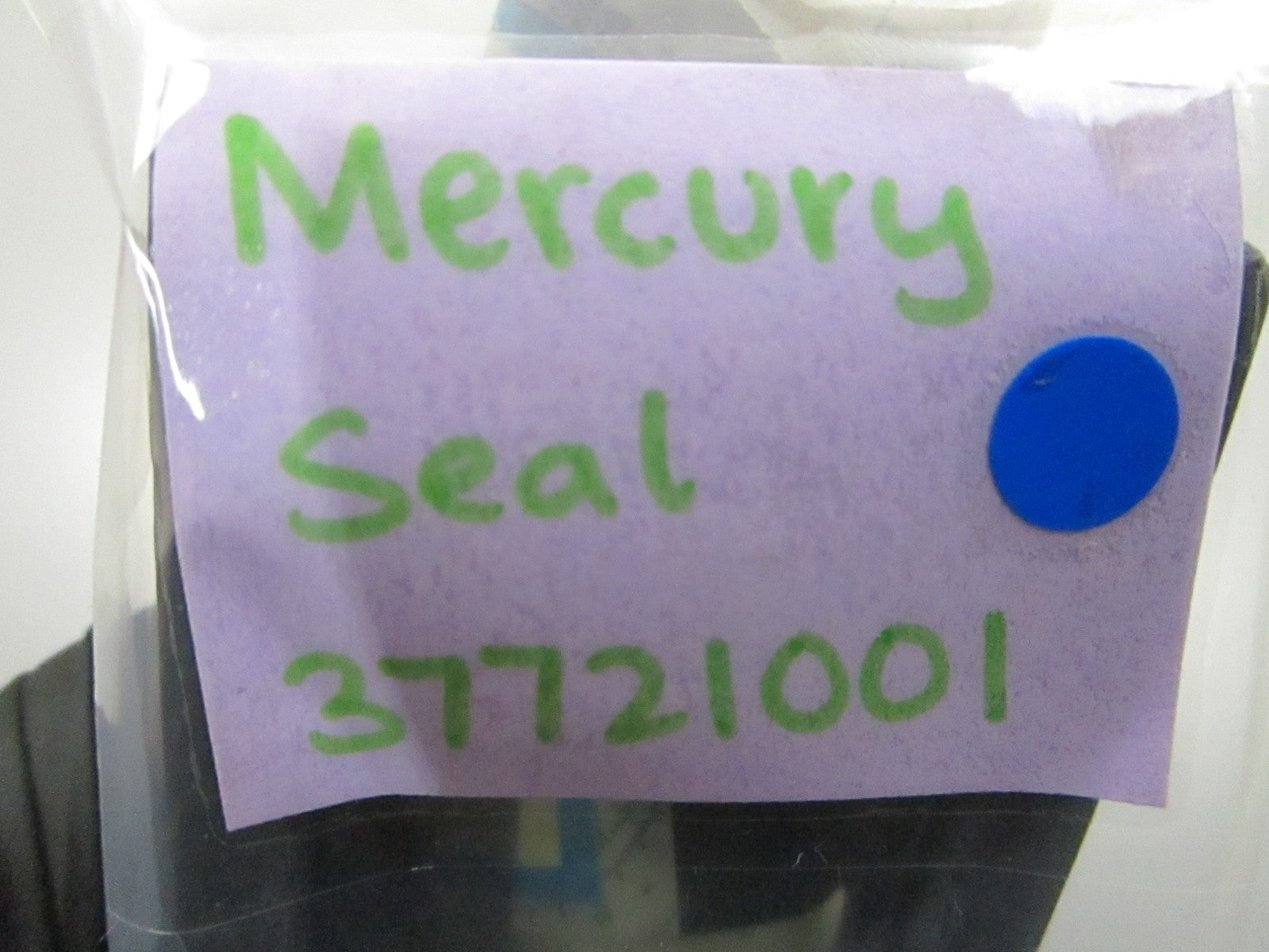 *NEW OEM* 0810 Mercury Quicksilver Seal 37721001