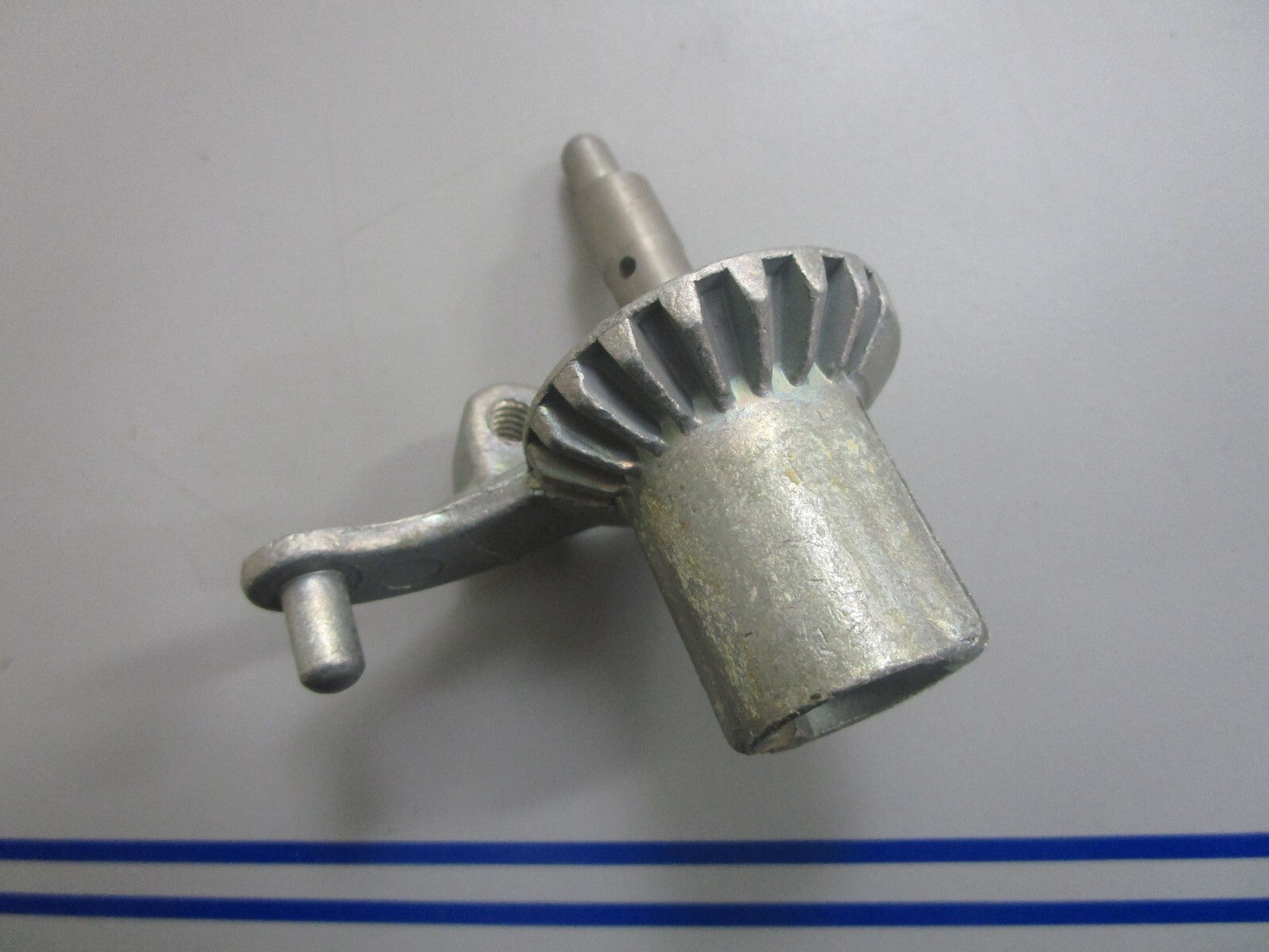 *NEW OEM* 0770 OMC Johnson Evinrude Throttle Control Gear 384864 0384864