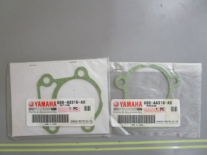 *NEW OEM* (LOT OF 2) 0810 Yamaha Gasket 688-44316-A0-00