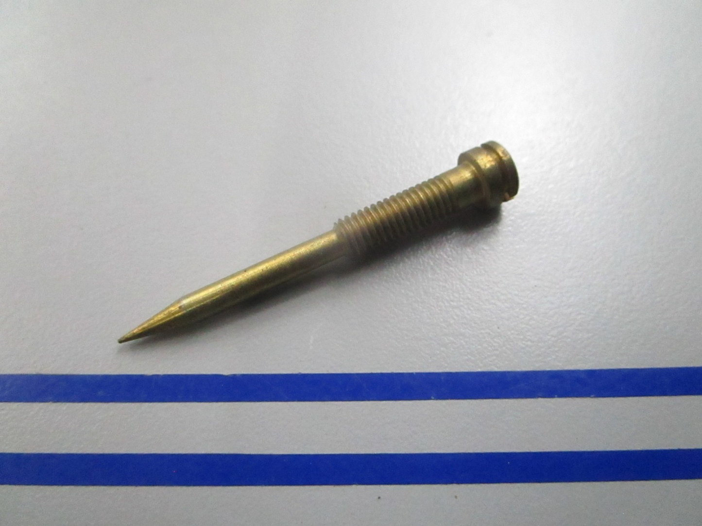 NEW OEM F013946 Mercury Force Needle 0810