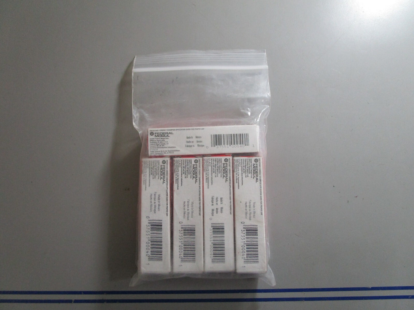 *NEW* (LOT OF 5) 0810 Champion Spark Plug RS12YC