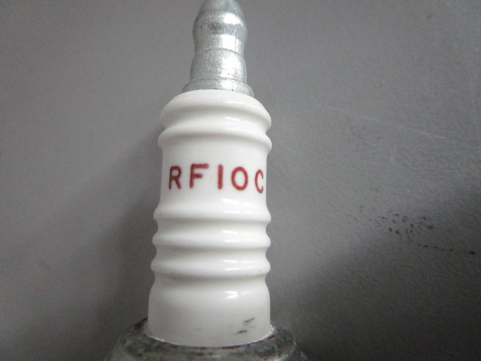NEW OEM (LOT OF 8) RF10C Champion Spark Plug 0820