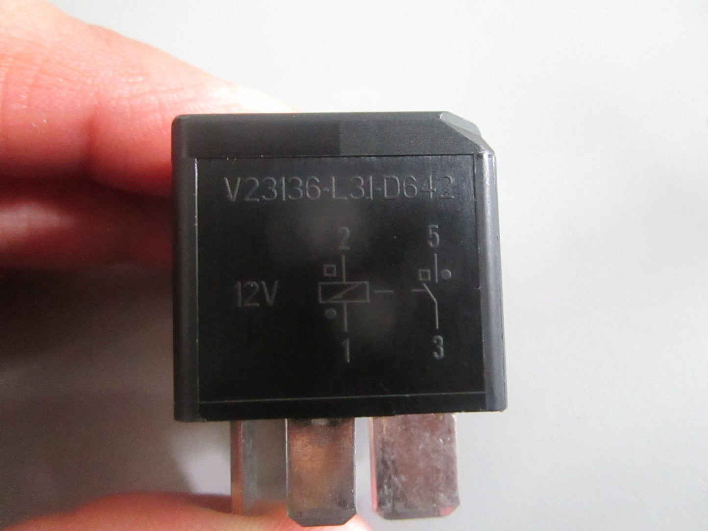 NEW P27-1225 Paccar Micro Relay For: Peterbillt 0820