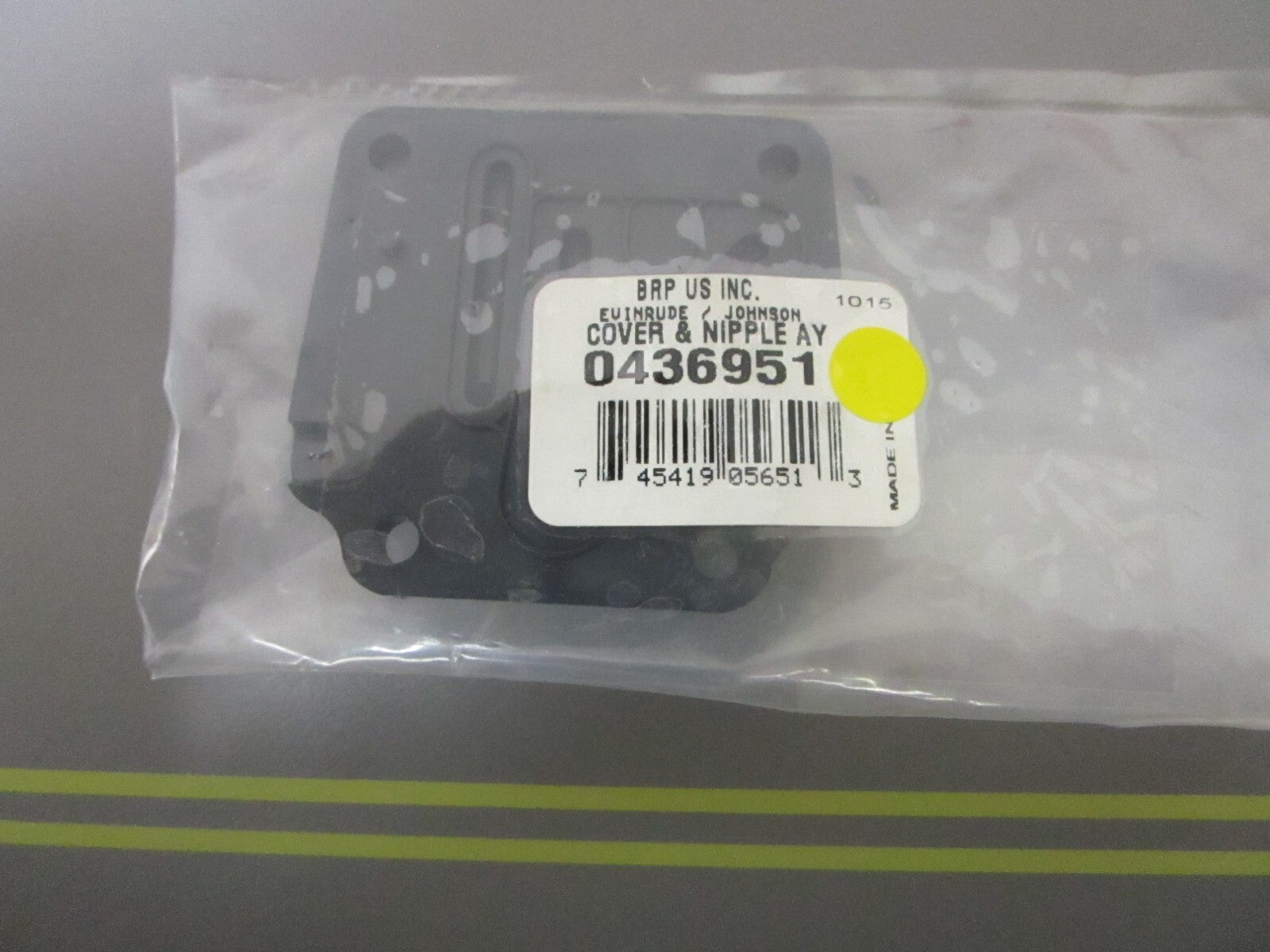 *NEW OEM* 0810 OMC Johnson Evinrude Cover & Nipple Assembly 436951 0436951