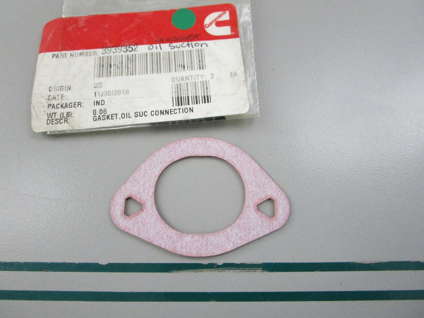 NEW OEM 3939352 Cummins Oil Suction Gasket 0810