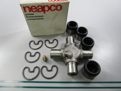 NEW 2-0053 NEAPCO Universal Joint 0810