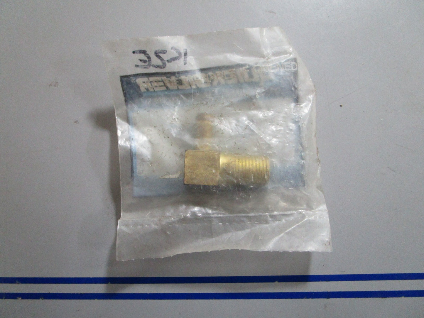 *NEW OEM* 0810 Mercury Quicksilver Fitting 22-92007