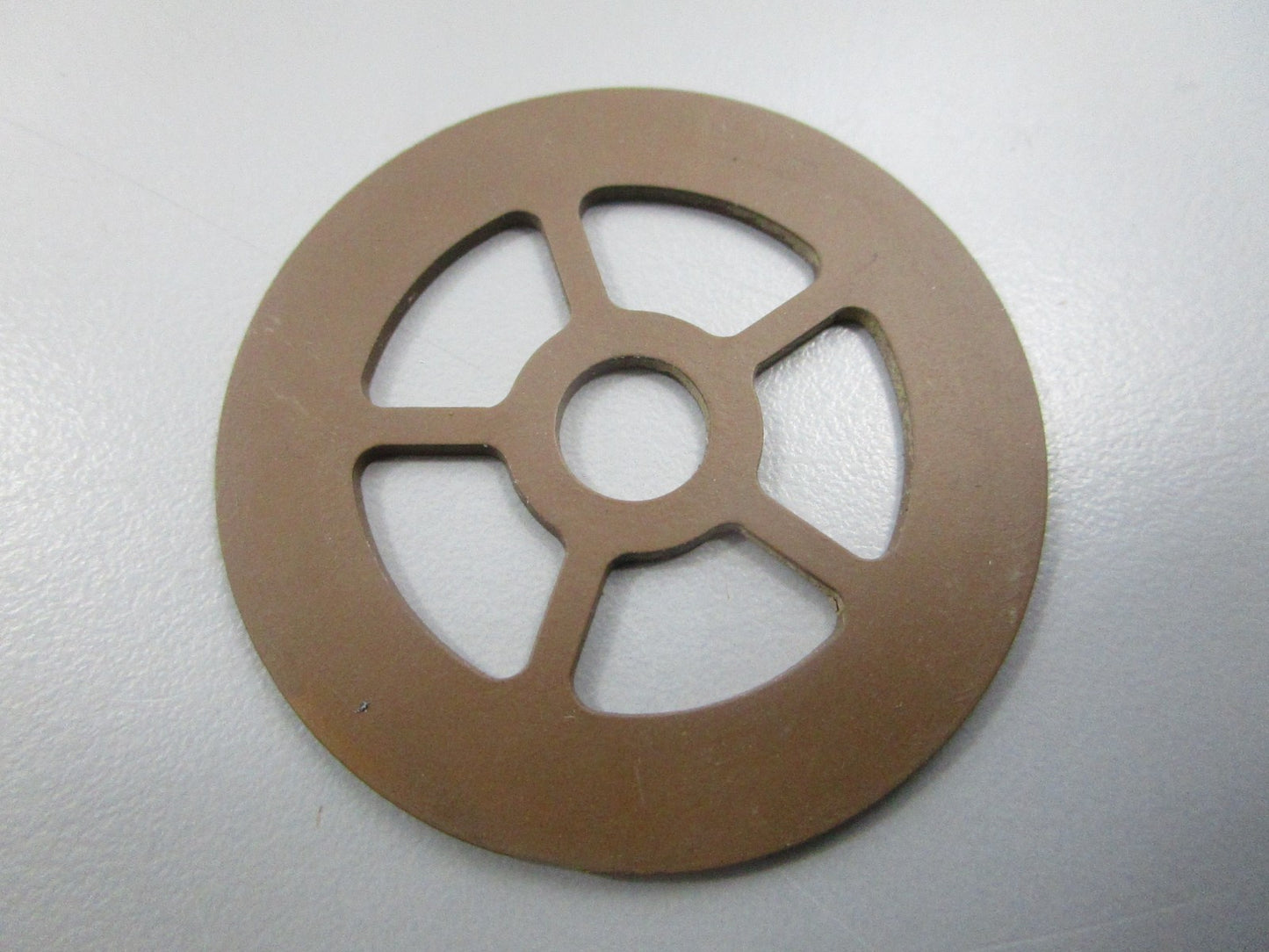 NEW OEM 332684 0332684 OMC Johnson Evinrude Fuel Pump Gasket 0810