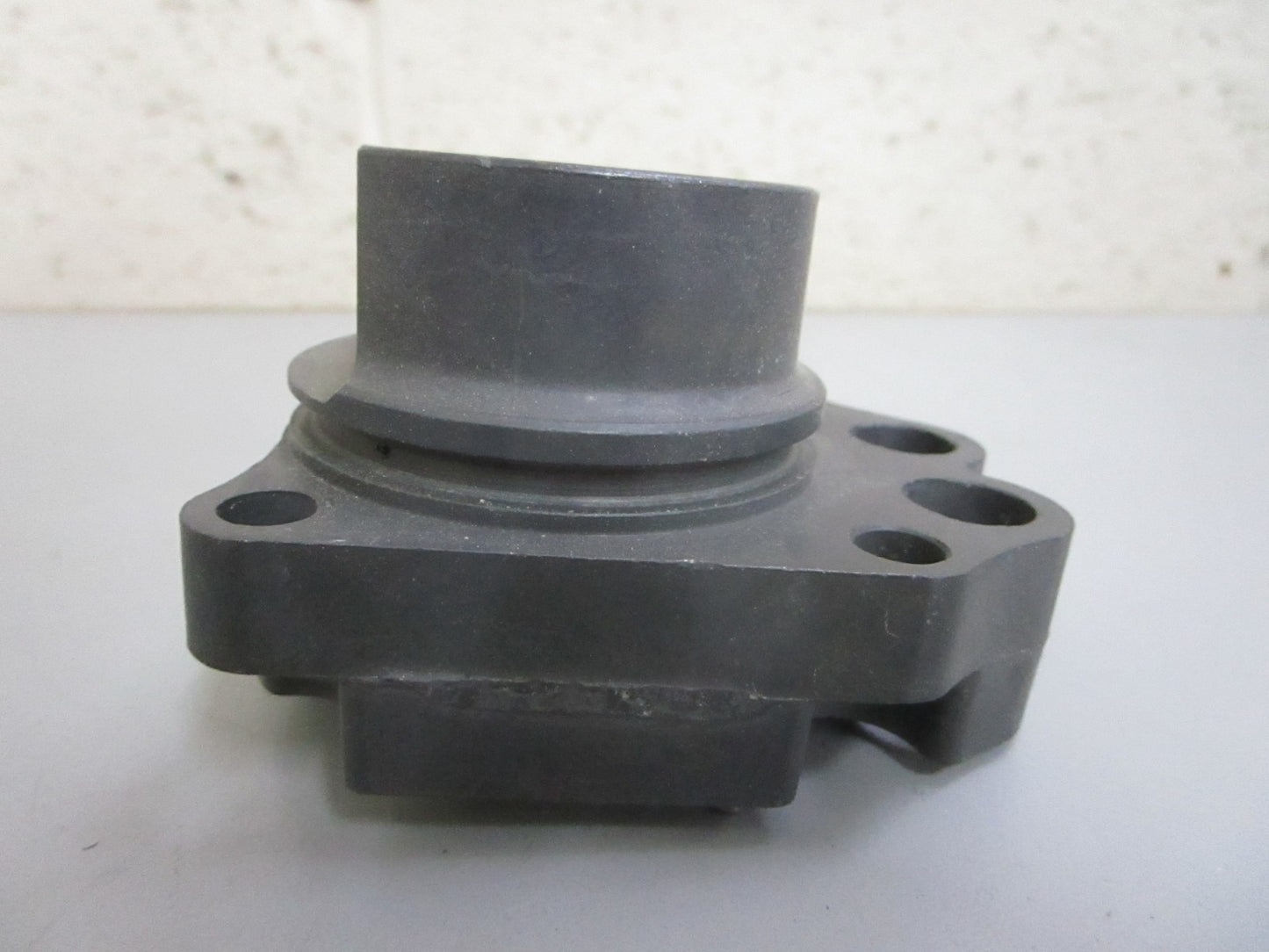 *NEW OEM* 0820 Mercury Quicksilver Housing Ay 46-45609A1