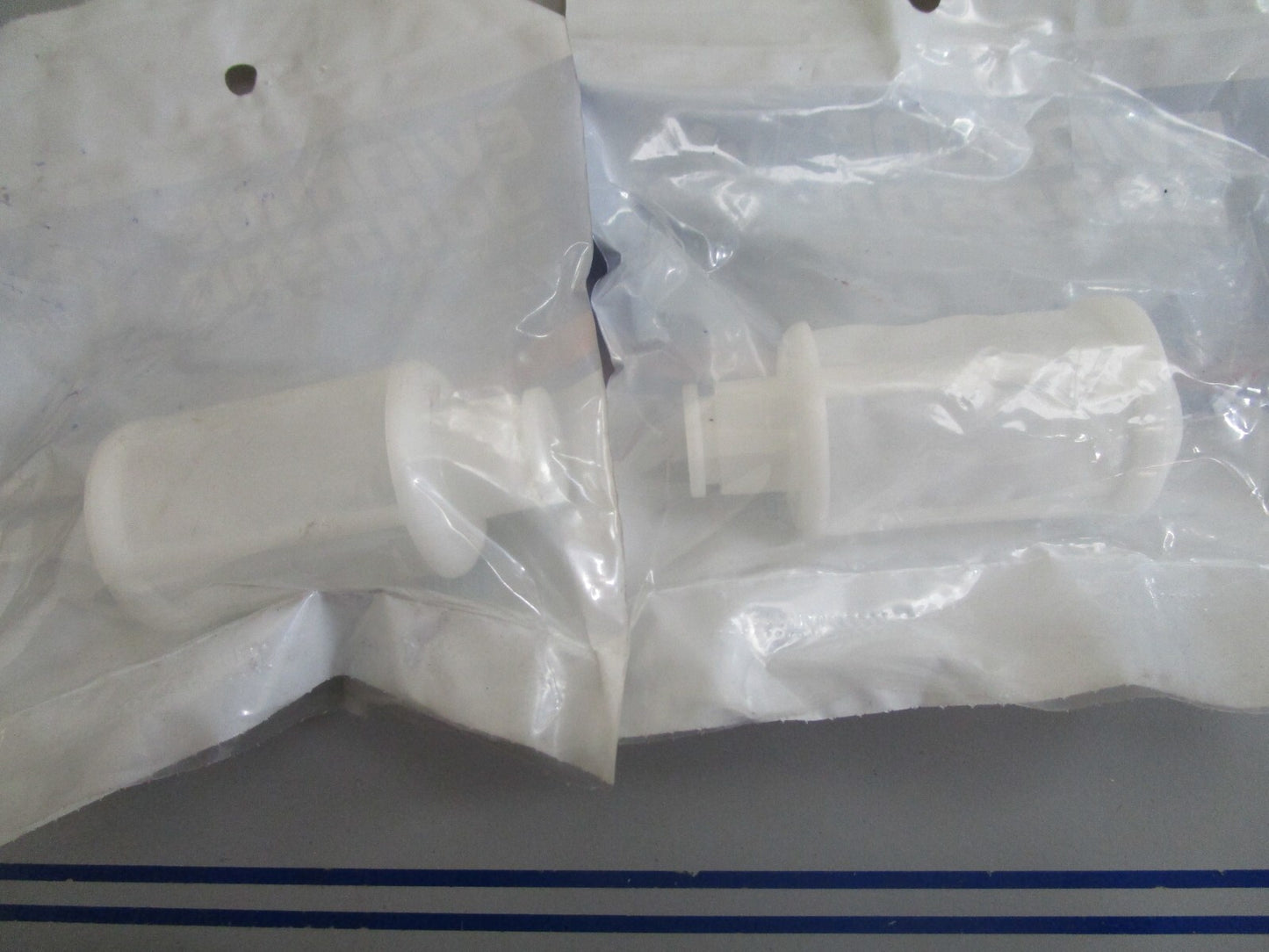 *NEW OEM* (LOT OF 2) 0810 OMC Johnson Evinrude Fuel Filter Ay 438624 0438624