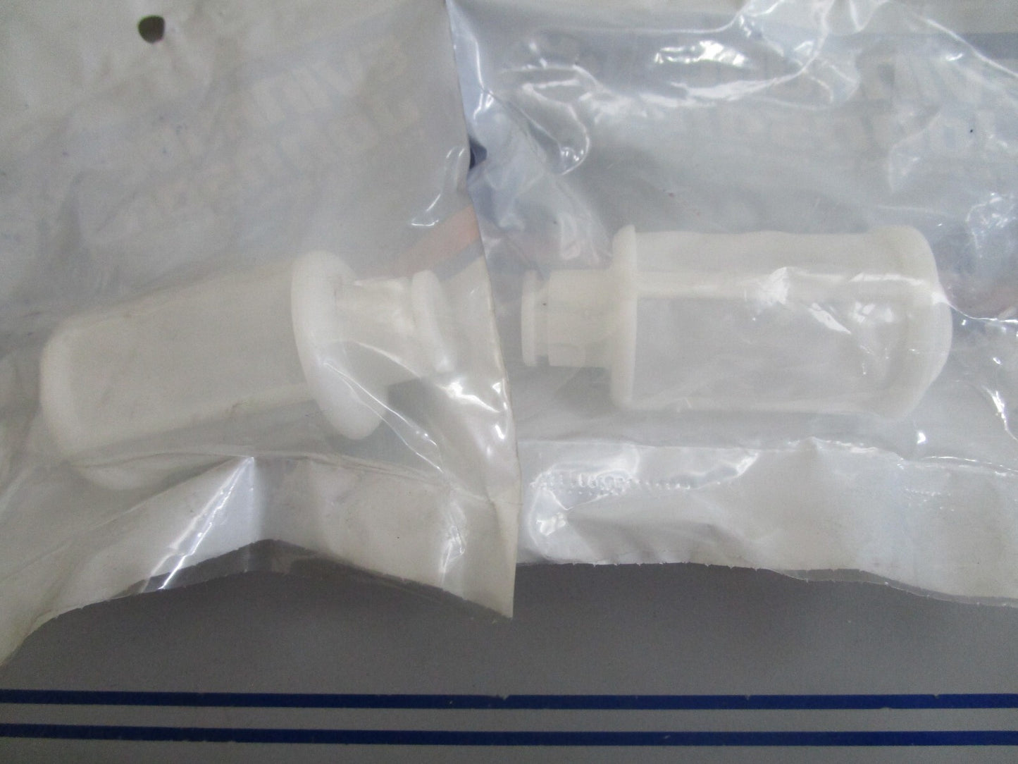 *NEW OEM* (LOT OF 2) 0810 OMC Johnson Evinrude Fuel Filter Ay 438624 0438624