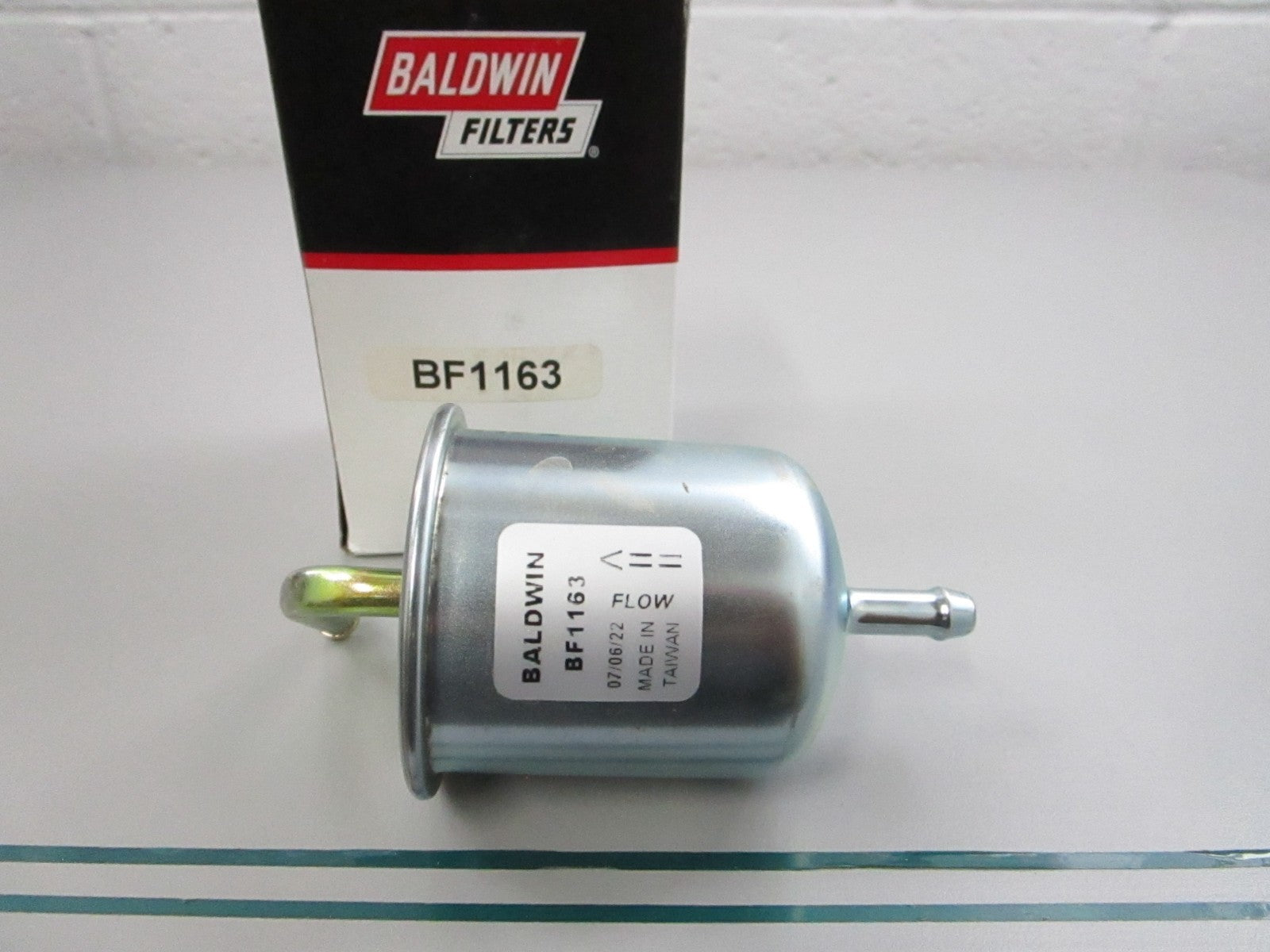Baldwin NEW In-Line Fuel Filter BF1163 Nissan Altima Stanza Pickup NOS 0810